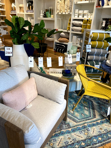 Furniture Store «west elm», reviews and photos, 6 Wayside Rd b, Burlington, MA 01803, USA
