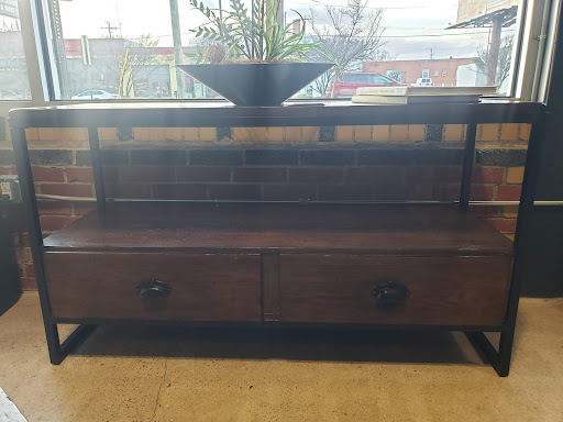 Furniture Rental Service «CORT Furniture Rental and Clearance center», reviews and photos, 1207 N Boulevard, Richmond, VA 23230, USA