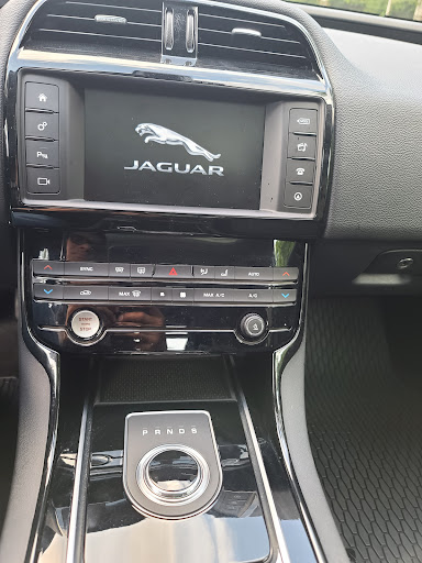 Used Car Dealer «CarMax», reviews and photos, 11450 Alpharetta Hwy, Roswell, GA 30076, USA