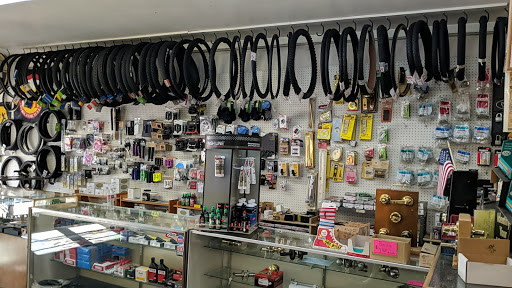 Locksmith «Kitsap Key & Bike, INC.», reviews and photos, 306 N Callow Ave, Bremerton, WA 98312, USA