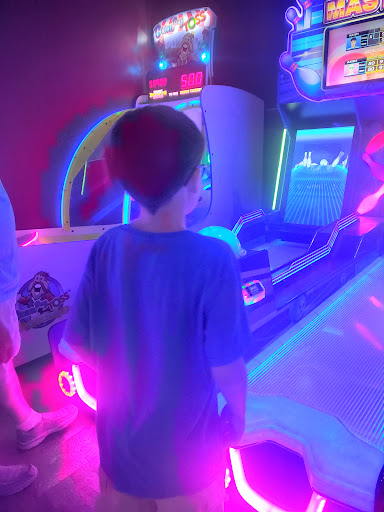 Restaurant «Main Event Entertainment», reviews and photos, 24401 Katy Fwy, Katy, TX 77493, USA