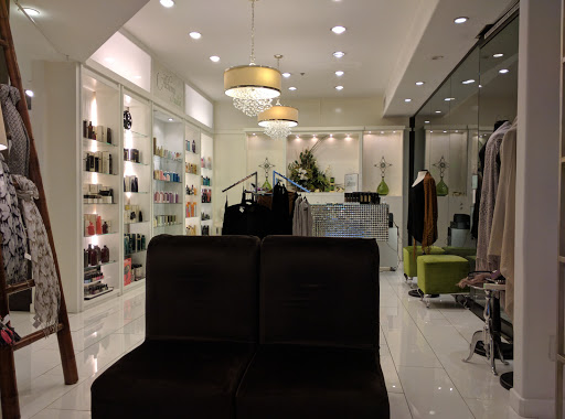 7455 N Fresno St, Fresno, CA 93720, USA