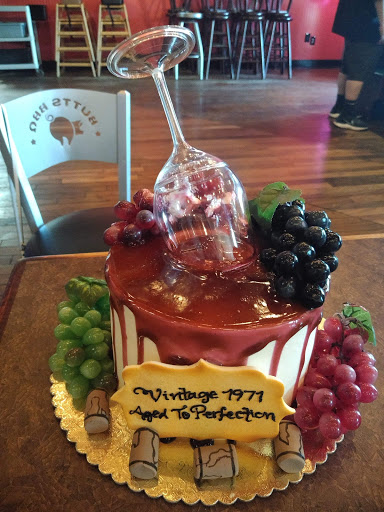 Wedding Bakery «The Cake Shop», reviews and photos, 2231 N Fairfield Rd, Beavercreek, OH 45431, USA