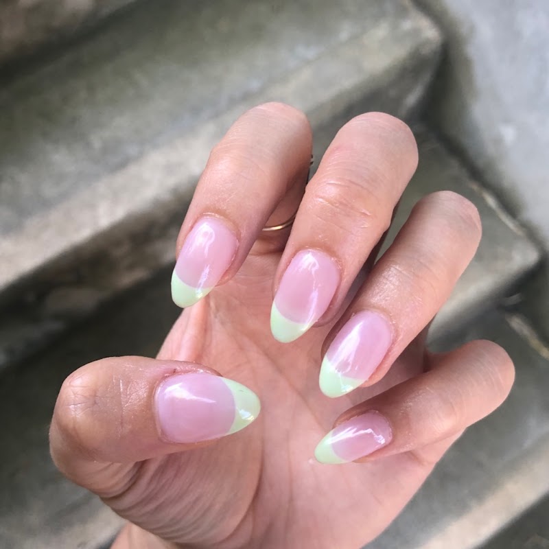 Luminous Nail Spa