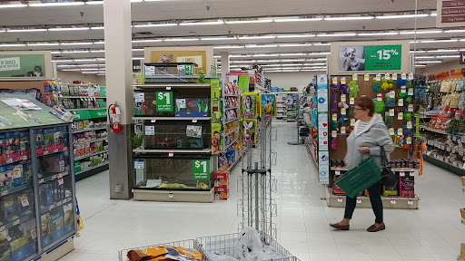 Pet Supply Store «Pet Supplies Plus», reviews and photos, 4505 S 76th St, Greenfield, WI 53220, USA