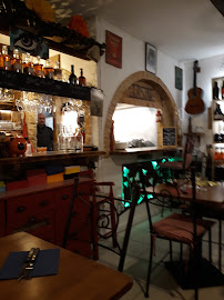 Atmosphère du Restaurant de grillades A l'Ancienne à Balaruc-les-Bains - n°12