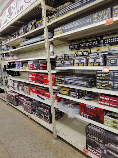 Hardware Store «Harbor Freight Tools», reviews and photos, 1102 W Arbrook Blvd # 104, Arlington, TX 76015, USA