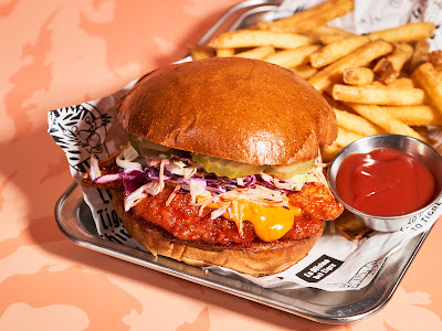 DĒVOR - Garibaldi (Saint Burger - Fat Fat - Squeeze - Green & Wild - Fire Chicken) à Paris