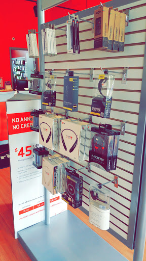 Cell Phone Store «Verizon Authorized Retailer - A Wireless», reviews and photos, 325 Clydesdale Trail #400, Medina, MN 55340, USA