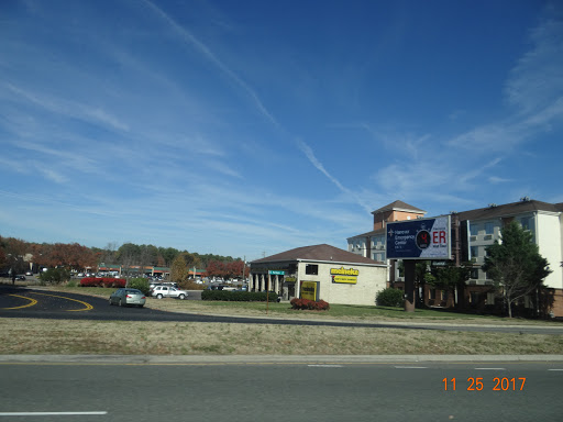 Auto Repair Shop «Meineke Car Care Center», reviews and photos, 970 E Parham Rd, Richmond, VA 23228, USA