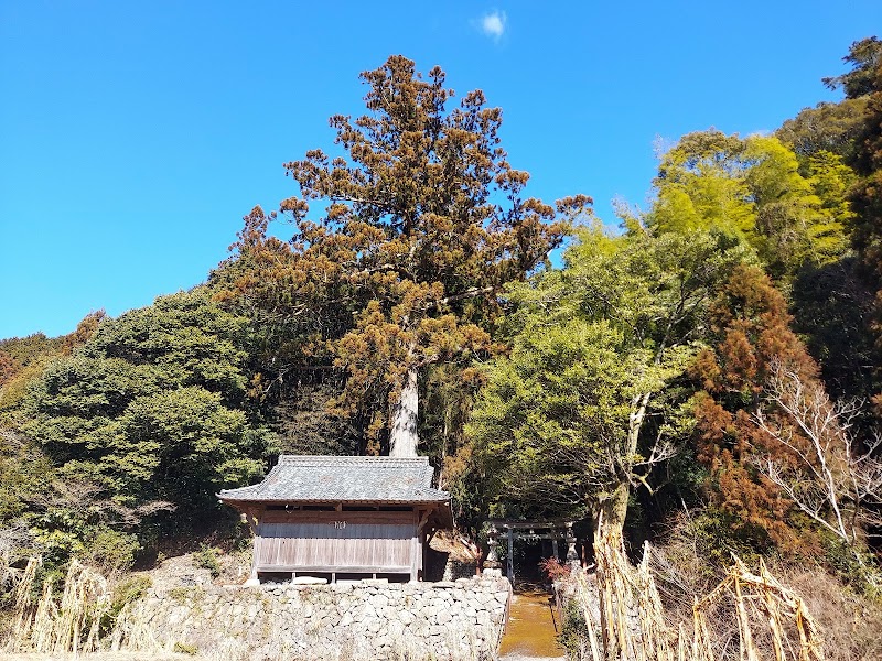 十三躰星神社