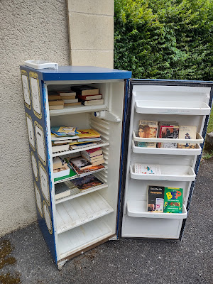 Boite à livre à Tauriac