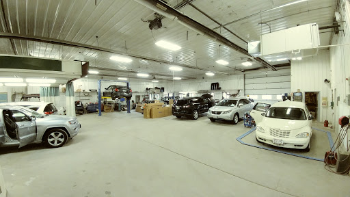 Auto Body Shop «Superior Auto Body Inc», reviews and photos, 301 N Farwell St, Eau Claire, WI 54703, USA