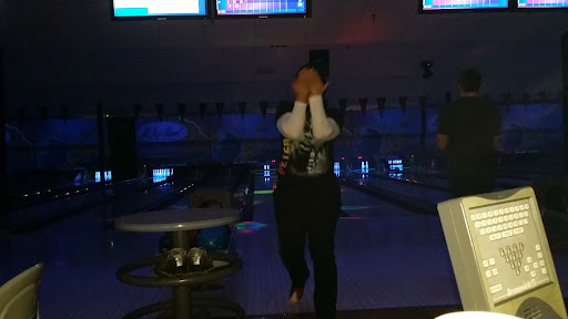 Bowling Alley «Hi Joy Bowl», reviews and photos, 1011 Bethel Ave, Port Orchard, WA 98366, USA