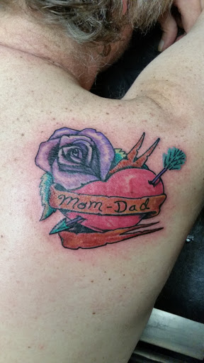 Find tattoo ideas stars for your next unique tattoo in Erie at EliKingInk