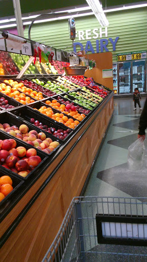 Grocery Store «Foodsco», reviews and photos, 1250 Macdonald Ave, Richmond, CA 94801, USA