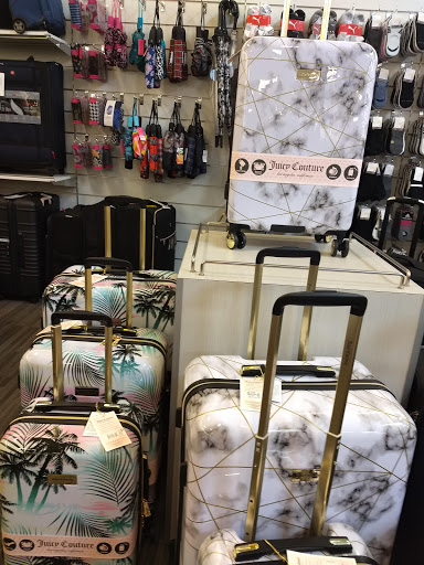 Department Store «Nordstrom Rack Tempe Marketplace», reviews and photos, 1900 E Rio Salado Pkwy, Tempe, AZ 85281, USA