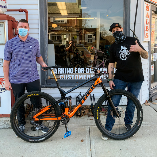 Bicycle Store «Dedham Bike», reviews and photos, 403 Washington St, Dedham, MA 02026, USA