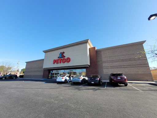 Pet Supply Store «Petco Animal Supplies», reviews and photos, 5151 Gosford Rd, Bakersfield, CA 93313, USA