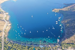 Foto von Kovanlık Halk Plajı mit sehr sauber Sauberkeitsgrad