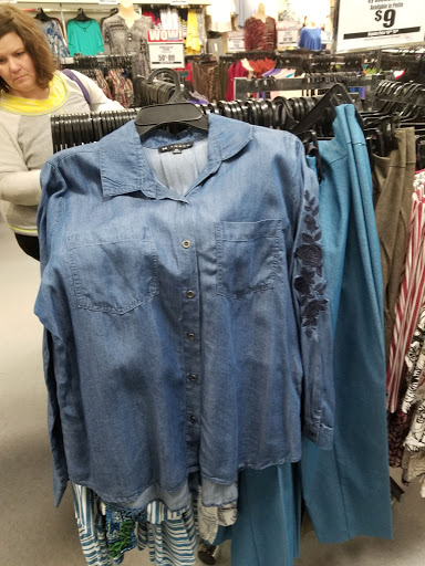 Shopping Mall «Marketplace Mall», reviews and photos, 2101 Peters Creek Pkwy, Winston-Salem, NC 27127, USA