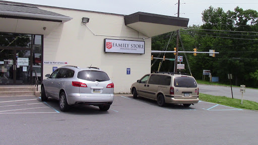 Thrift Store «The Salvation Army», reviews and photos, 499 Scranton Carbondale Hwy, Archbald, PA 18403, USA