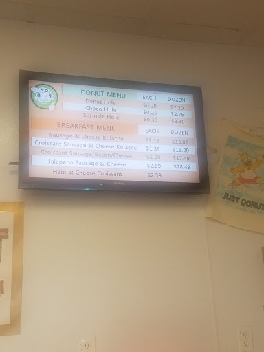 Donut Shop «KD Donuts & Kolaches», reviews and photos, 4650 E Sunset Rd, Henderson, NV 89014, USA