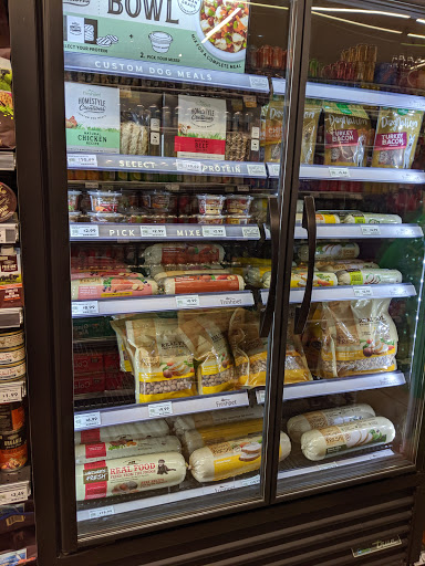 Grocery Store «Whole Foods Market», reviews and photos, 102 New Waverly Pl, Cary, NC 27518, USA