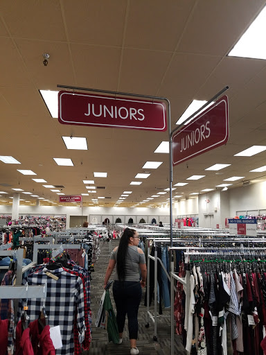 Clothing Store «Burlington Coat Factory», reviews and photos, 833 Lancaster Dr NE, Salem, OR 97301, USA