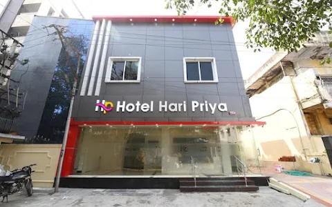 OYO 27635 Hotel Haripriya image