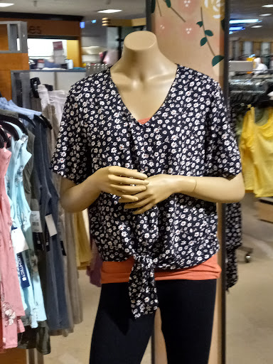 Shopping Mall «Lebanon Valley Mall», reviews and photos, 2231 Lebanon Valley Mall, Lebanon, PA 17042, USA