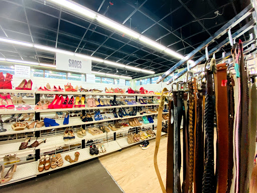 Thrift Store «American Thrift Store», reviews and photos, 5051 N University Dr, Lauderhill, FL 33351, USA