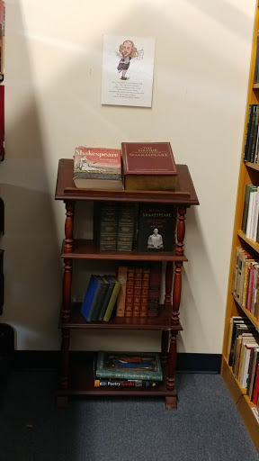 Used Book Store «Used Book Depot», reviews and photos, 492 Old Dixie Hwy #102, Vero Beach, FL 32962, USA