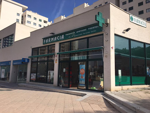 Información y opiniones sobre Farmacia La Cala. Tu farmacia en La Cala de Villajoyosa-Finestrat de Villajoyosa