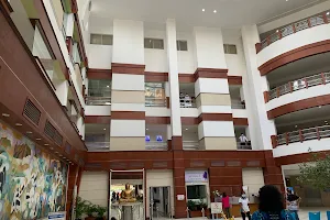 Lanka Hospitals image