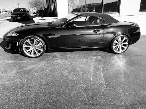 Car Dealer «Ultimate Motor Cars», reviews and photos, 2101 Ogden Ave, Downers Grove, IL 60515, USA