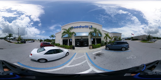 Thrift Store «Goodwill Vero Beach Store & Donation Center», reviews and photos