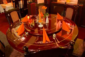 Thang Long Restaurant & Sushibar image