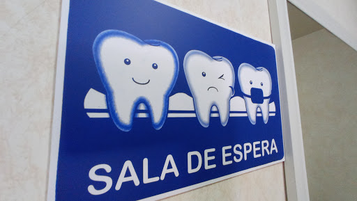 Distrito Dental - Dra. Cristina Covarrubias