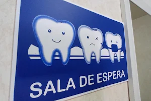 Distrito Dental - Dra. Cristina Covarrubias image