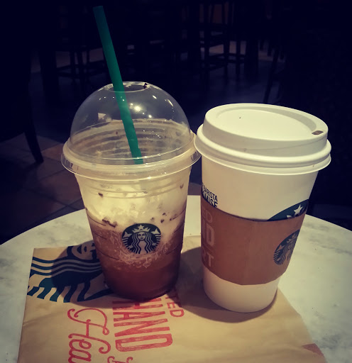 Coffee Shop «Starbucks», reviews and photos, 875 Nashville Pike, Gallatin, TN 37066, USA