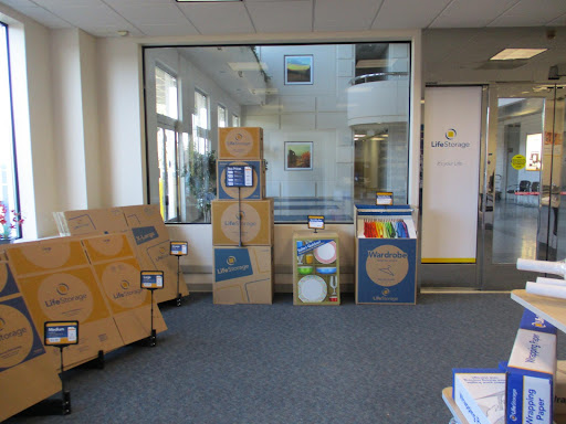 Self-Storage Facility «Life Storage», reviews and photos, 1525 Boston Post Rd, Milford, CT 06460, USA