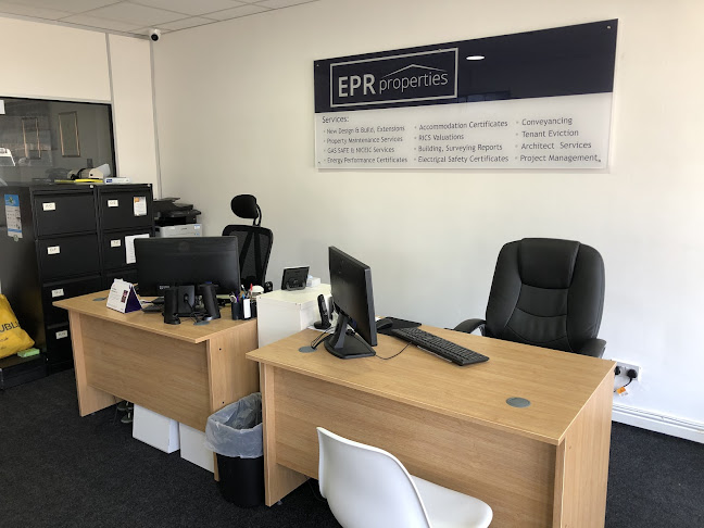 Comments and reviews of Epr Properties Ltd