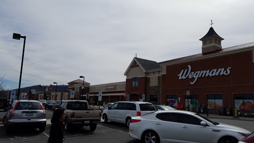 Grocery Store «Wegmans», reviews and photos, 100 Wegmans Way, Charlottesville, VA 22902, USA