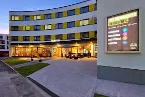 B&B HOTEL Schweinfurt-City image