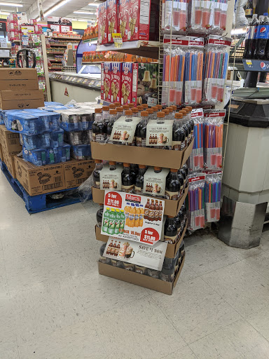 Shopping Mall «Southland Shopping Center», reviews and photos, 6944 W 130th St, Middleburg Heights, OH 44130, USA