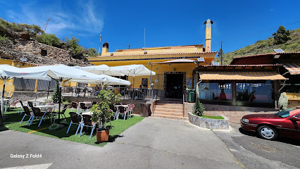 Restaurante Casa Sira - TF-82, 89, 38688 Guía de Isora, Santa Cruz de Tenerife, Spain