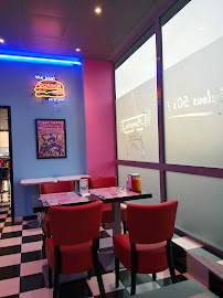 Atmosphère du Restaurant américain Memphis Barentin - Restaurant Diner - n°17
