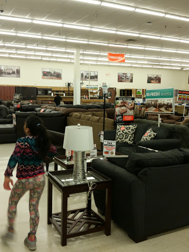 Discount Store «Big Lots», reviews and photos, 3215 N 5th Street Hwy, Reading, PA 19605, USA