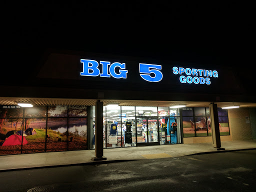 Sporting Goods Store «Big 5 Sporting Goods», reviews and photos, 2689 Clayton Rd, Concord, CA 94519, USA